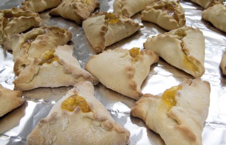 Traditional Purim Foods for Your Seudat Purim
